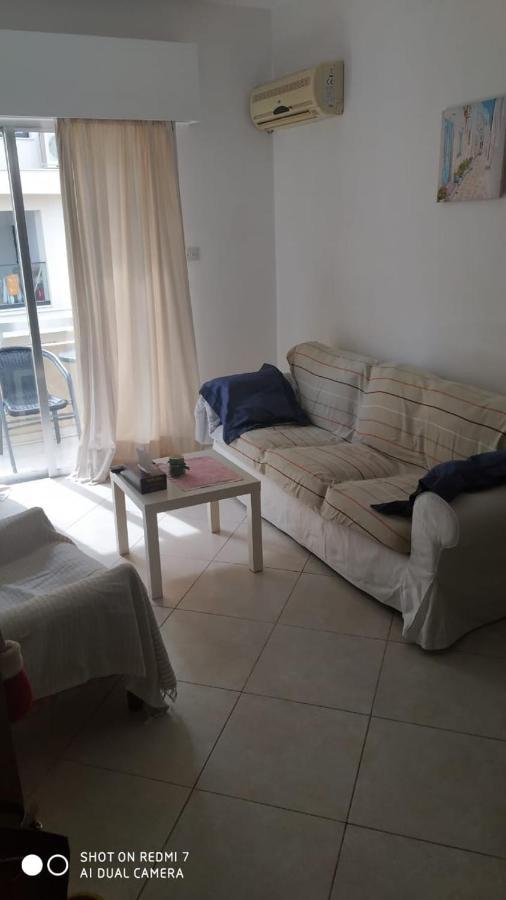 1 Bedroom Flat 200M From The Beach In Germasogia Tourist Area Limassol Eksteriør billede